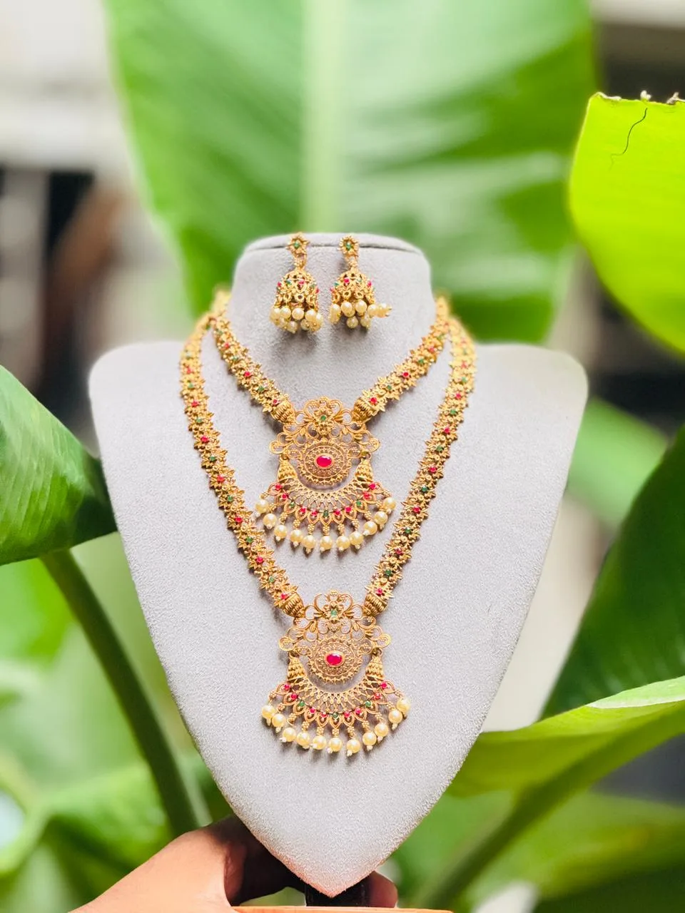 Antique Gold-Plated Double Layer Necklace Set with Ruby, Emerald, and Pearl Drops